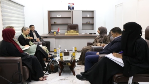 اليمن وزيرة التخطيط تبحث مع سفيرة هولندا تمويل مشاريع المناخ والإصلاح المؤسسي اليمن وزيرة التخطيط تبحث مع سفيرة هولندا تمويل مشاريع المناخ والإصلاح المؤسسي