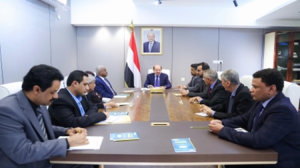 اليمن الزنداني يشدد على سيادية نقل إدارة الصندوق الاجتماعي للتنمية إلى عدن اليمن الزنداني يشدد على سيادية نقل إدارة الصندوق الاجتماعي للتنمية إلى عدن