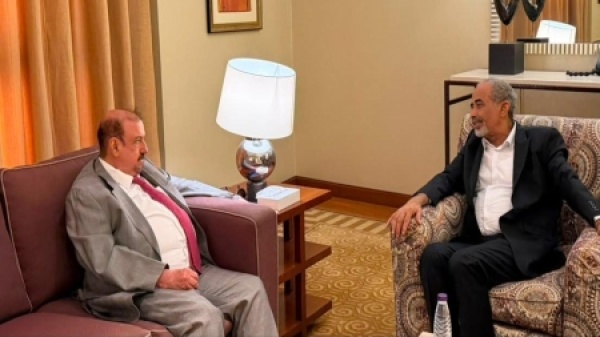 اليمن الصبيحي والبركاني يبحثان تصعيد الحوثيين وتكامل مؤسسات الدولة اليمن الصبيحي والبركاني يبحثان تصعيد الحوثيين وتكامل مؤسسات الدولة