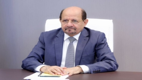 اليمن الزنداني يبحث مع سفيرة بريطانيا التحضيرات لمؤتمر اقتصادي بنيويورك وانتهاكات إيران اليمن الزنداني يبحث مع سفيرة بريطانيا التحضيرات لمؤتمر اقتصادي بنيويورك وانتهاكات إيران