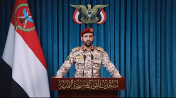 اليمن الحوثيون يعلنون استهداف منشآت تابعة لأرامكو في جيزان وينبع ويؤكدون استمرار الحصار البحري على السعودية