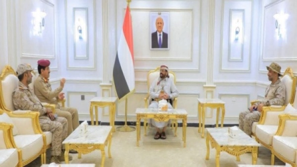 اليمن العرادة يوجه برفع الجاهزية القتالية ويؤكد محورية معركة الدفاع عن الجمهورية اليمن العرادة يوجه برفع الجاهزية القتالية ويؤكد محورية معركة الدفاع عن الجمهورية
