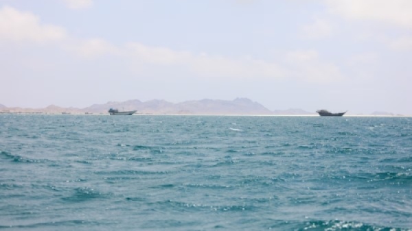 اليمن الحوثيون ينفون التخطيط لفرض رسوم على المرور عبر مضيق باب المندب اليمن الحوثيون ينفون التخطيط لفرض رسوم على المرور عبر مضيق باب المندب