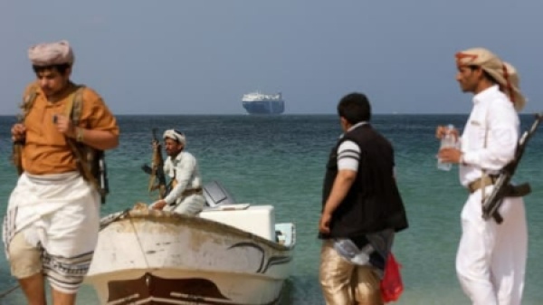 تقرير الحوثيون يوسعون شبكاتهم في القرن الأفريقي عبر التهريب والتجنيد تقرير الحوثيون يوسعون شبكاتهم في القرن الأفريقي عبر التهريب والتجنيد