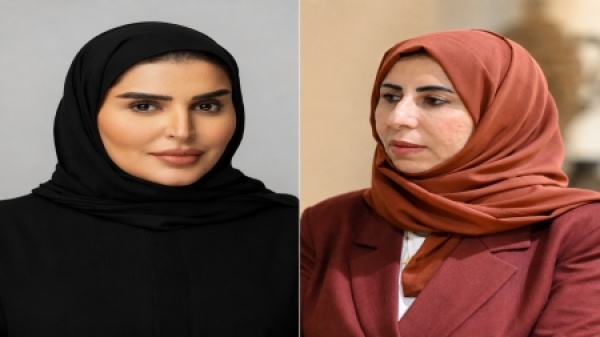 الدوحة وزيرة الخارجية اليمنية تبحث مع مسؤول قطري تعزيز التعاون التنموي والإنساني