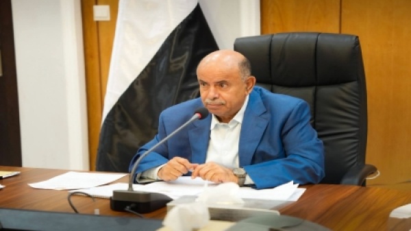 اليمن قرار رئاسي بتشديد الرقابة على المنافذ ومكافحة التهريب بحضرموت اليمن قرار رئاسي بتشديد الرقابة على المنافذ ومكافحة التهريب بحضرموت