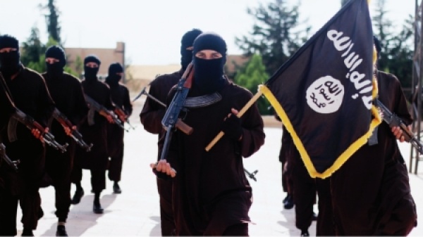 اليمن مقتل قيادي بارز في داعش بعملية يمنية سعودية مشتركة اليمن مقتل قيادي بارز في داعش بعملية يمنية سعودية مشتركة