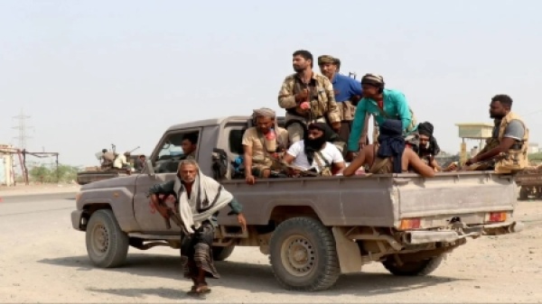 اليمن القوات الحكومية تبدأ عملية عسكرية لتحرير الكدحة وفتح طريق تعز المخا اليمن القوات الحكومية تبدأ عملية عسكرية لتحرير الكدحة وفتح طريق تعز المخا