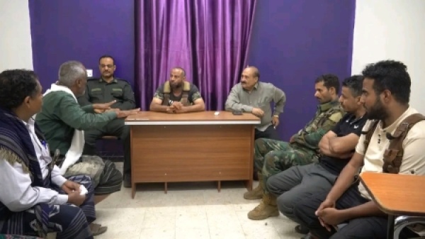 اليمن الضالع تعلن حالة الطوارئ في المدينة بعد مقتل جنديين وإصابة ثالث في حادثة تقطع اليمن الضالع تعلن حالة الطوارئ في المدينة بعد مقتل جنديين وإصابة ثالث في حادثة تقطع