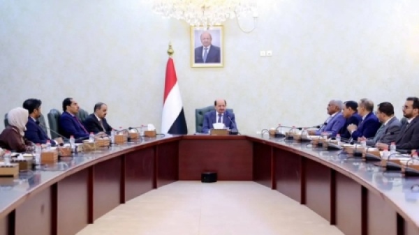 اليمن الحكومة تدين محاولة حوثية لاستهداف مكة بمسيرة وتعلن تأييده لإجراءات التحالف