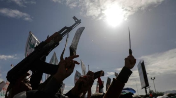 اليمن الحكومة تحذر من فخ رسائل التطمين الحوثية غطاء للتسلح والتهديد