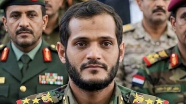 اليمن مقتل قيادي حوثي بارز مع مرافقيه بغارة للطيران اليمني قرب باب المندب اليمن مقتل قيادي حوثي بارز مع مرافقيه بغارة للطيران اليمني قرب باب المندب