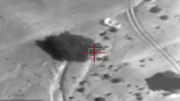 اليمن القوات الحكومية تعلن شن غارات جوية على أهداف للحوثيين بالبيضاء اليمن القوات الحكومية تعلن شن غارات جوية على أهداف للحوثيين بالبيضاء