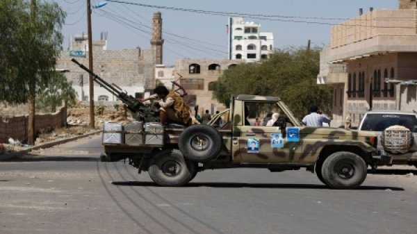 تقرير الحوثيون يوسعون نفوذهم في اليمن ضمن رهان إيراني لتعزيز أوراق الضغط الإقليمية
