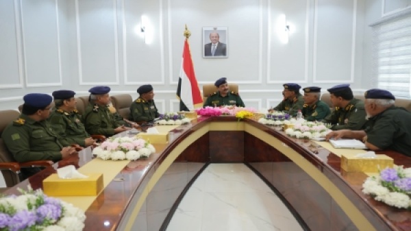 اليمن وزير الداخلية يوجه برفع الجاهزية الأمنية وتأمين مناطق نفوذ الحكومة اليمن وزير الداخلية يوجه برفع الجاهزية الأمنية وتأمين مناطق نفوذ الحكومة