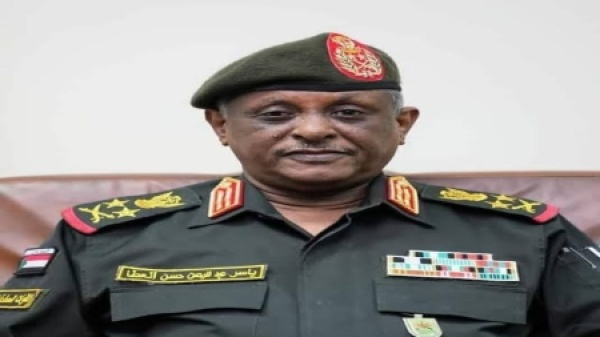 الخرطوم السودان يؤكد وقوفه إلى جانب الجيش اليمني لمواجهة التصعيد الحوثي الخرطوم السودان يؤكد وقوفه إلى جانب الجيش اليمني لمواجهة التصعيد الحوثي