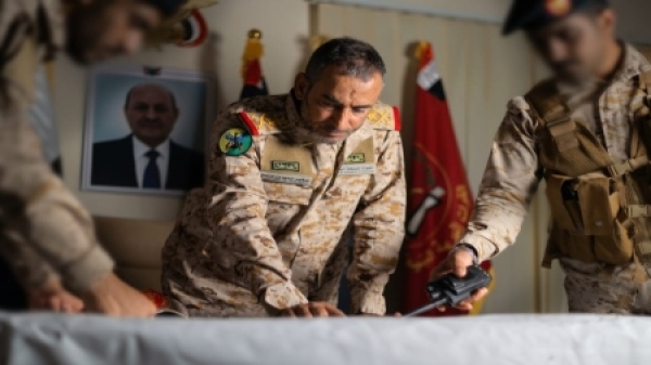 اليمن رئيس الأركان يؤكد استمرار عملية فجر اليمن حتى استعادة العاصمة صنعاء