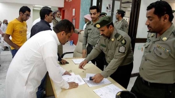 الرياض السعودية تبدأ تصحيح أوضاع اليمنيين المقيمين بطريقة غير نظامية بطلب من الرئيس العليمي