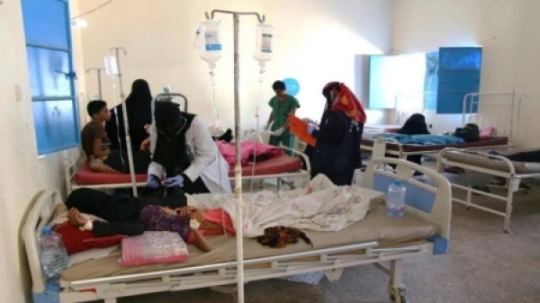 اليمن الصحة العالمية تحذ ر من تفشي واسع لحالات الكوليرا والحصبة بين النازحين