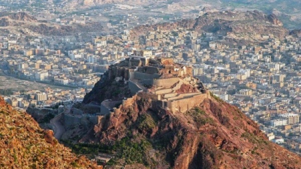 اليمن منظمات حقوقية تحذ ر حصار الحوثيين يخنق تعز ويهدد حياة الملايين اليمن منظمات حقوقية تحذ ر حصار الحوثيين يخنق تعز ويهدد حياة الملايين