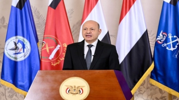 اليمن الرئيس العليمي يقول ان عملية فجر اليمن مستمرة حتى إنهاء انقلاب الحوثيين واستعادة مؤسسات الدولة
