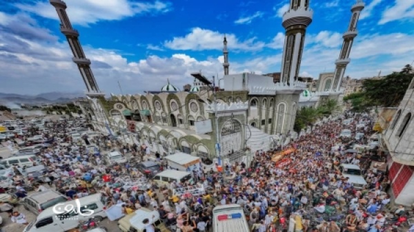 اليمن تشييع 18 قتيلا في تعز بينهم مدنيون وسط تصعيد عسكري على أطراف المدينة المحاصرة اليمن تشييع 18 قتيلا في تعز بينهم مدنيون وسط تصعيد عسكري على أطراف المدينة المحاصرة