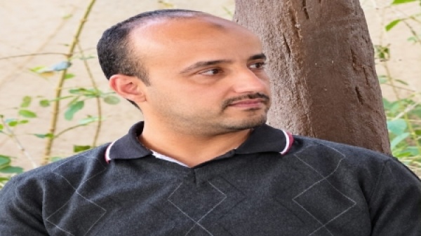 اليمن الحكومة تحمل جماعة الحوثيين مسؤولية وفاة موظف أممي بمعتقلها في صنعاء اليمن الحكومة تحمل جماعة الحوثيين مسؤولية وفاة موظف أممي بمعتقلها في صنعاء