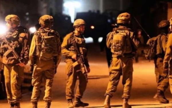 العدو الصهيوني يشن اقتحامات واسعة بالضفة ويعتقل فلسطينيين في جنين العدو الصهيوني يشن اقتحامات واسعة بالضفة ويعتقل فلسطينيين في جنين