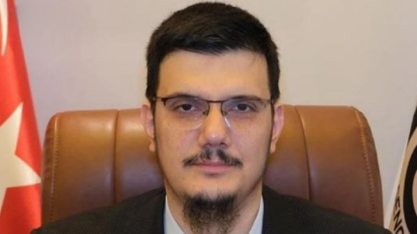 رئيس مؤسسة شباب الأناضول اليمن أصغى لصرخة غزة حين عجز الآخرون رئيس مؤسسة شباب الأناضول اليمن أصغى لصرخة غزة حين عجز الآخرون