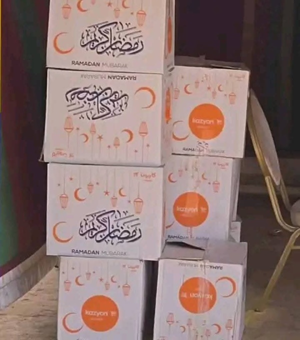 علب رمضان كريم تثير موجة سخرية وغضب بموسم سيدي موسى المجدوب بزناتة علب رمضان كريم تثير موجة سخرية وغضب بموسم سيدي موسى المجدوب بزناتة
