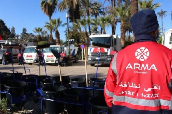 أزمة النظافة بالدار البيضاء بين اختلالات المرحلة الانتقالية وتوزيع المسؤوليات أزمة النظافة بالدار البيضاء بين اختلالات المرحلة الانتقالية وتوزيع المسؤوليات