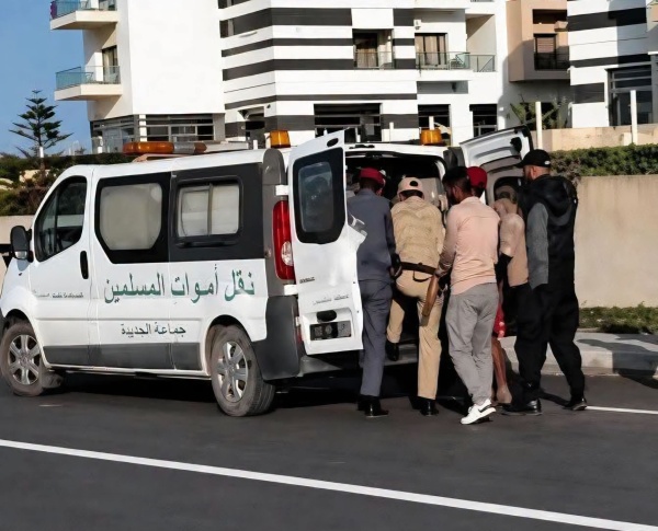 مأساة بشاطئ الحوزية وفاة شابين غرقا في منطقة غير محروسة مأساة بشاطئ الحوزية وفاة شابين غرقا في منطقة غير محروسة