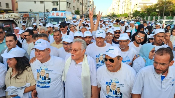 نبيل بنعبد الله يعطي الانطلاقة الرسمية للحملة الانتخابية للائحة الكتاب بالحي الحسني