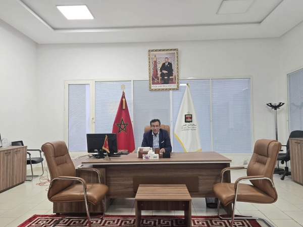 الحي الحسني أوراش جديدة لفك العزلة وتهيئة محاور طرقية بمناطق ليساسفة وفرح السلام والحي الصناعي
