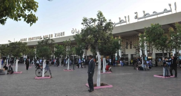 أولاد زيان على موعد مع التغيير الدار البيضاء تستعد لإنهاء فوضى المحطة وإعادة ضبط تدبيرها أولاد زيان على موعد مع التغيير الدار البيضاء تستعد لإنهاء فوضى المحطة وإعادة ضبط تدبيرها