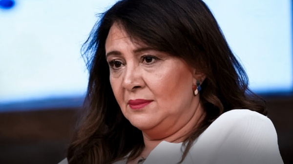 الفنانة ليلى الشابي تدعو إلى المشاركة بكثافة في مسيرة 17 أكتوبر 2026 فيديو الفنانة ليلى الشابي تدعو إلى المشاركة بكثافة في مسيرة 17 أكتوبر 2026 فيديو