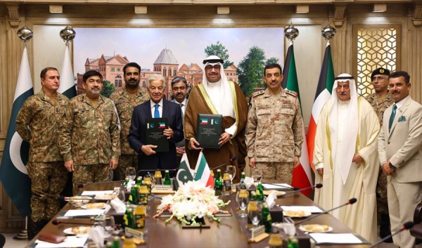 الكويت وباكستان توقعان اتفاقية الدفاع والتعاون العسكري المشترك