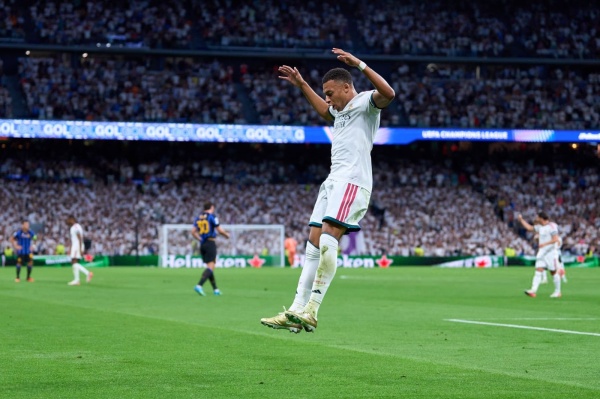 في ليلة أسطورية لكورتوا ريال مدريد يبدأ مشواره الأوروبي بفوز صعب على إنتر ميلان