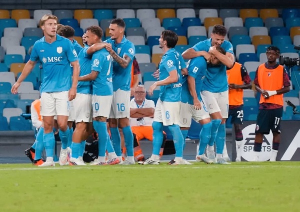 الدوري الإيطالي نابولي يستعيد عافيته بهدف في بولونيا الدوري الإيطالي نابولي يستعيد عافيته بهدف في بولونيا