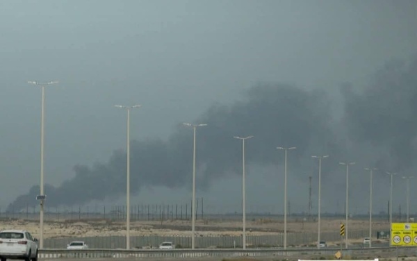 التلفزيون السعودي مصرع شخص واصابة آخر بشظايا طائرة حوثية مسيرة اسقطت بالطائف