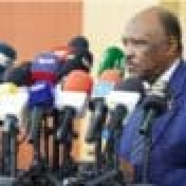 السودان زيارة مرتقبة لرئيس مفوضية الاتحاد الأفريقي لبحث إنهاء تعليق العضوية السودان زيارة مرتقبة لرئيس مفوضية الاتحاد الأفريقي لبحث إنهاء تعليق العضوية