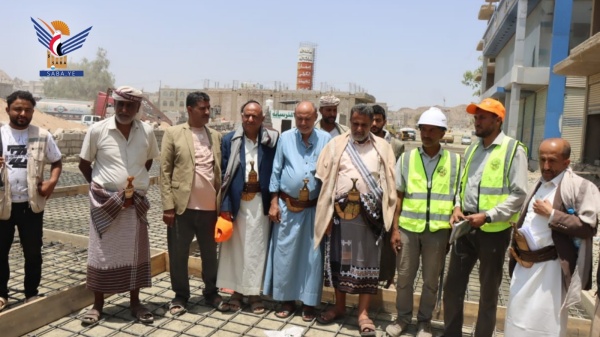 المحافظ إدريس يتفقد العمل بمشروع صيانة الدائري الغربي لمدينة البيضاء المحافظ إدريس يتفقد العمل بمشروع صيانة الدائري الغربي لمدينة البيضاء