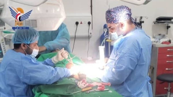 الحديدة استفادة أكثر من أربعة آلاف و500 حالة من خدمات فريق هيئة مستشفى الثورة بالخوخة