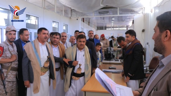 تفقد الانضباط الوظيفي بمكتبي الأراضي والشؤون الاجتماعية وصندوق الرعاية بالأمانة تفقد الانضباط الوظيفي بمكتبي الأراضي والشؤون الاجتماعية وصندوق الرعاية بالأمانة