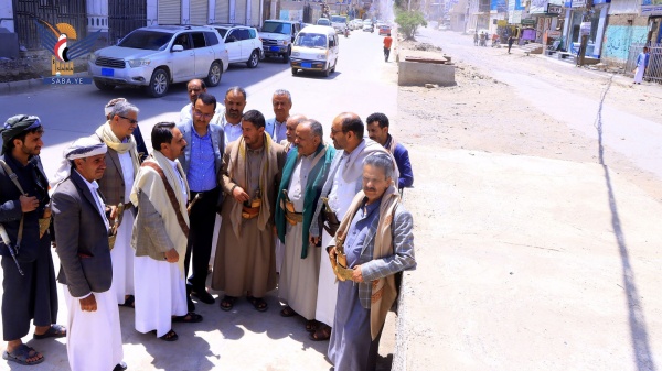 الجيلاني يتفقد تجهيز مصارف مياه الأمطار وشبكة الصرف الصحي بمركز محافظة صنعاء