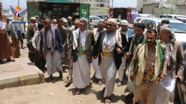النائب العام يتفقد أوضاع السجناء بتعز للإفراج عن المستحقين النائب العام يتفقد أوضاع السجناء بتعز للإفراج عن المستحقين