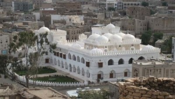 قيادة السلطة المحلية بالبيضاء تنعي الشيخ زبن الاحمدي العواضي قيادة السلطة المحلية بالبيضاء تنعي الشيخ زبن الاحمدي العواضي