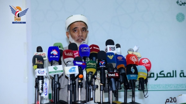 علماء اليمن يؤكدون رفضهم القاطع ادعاء النظام السعودي استهداف شعب الإيمان والحكمة لمكة المكرمة
