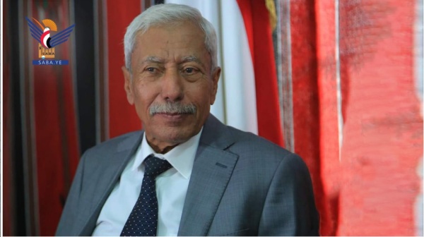 محافظ حضرموت يعلن مباركة قيادة المحافظة واستجابتها لدعوة قائد الثورة في انتزاع الحقوق ودحر المحتلين محافظ حضرموت يعلن مباركة قيادة المحافظة واستجابتها لدعوة قائد الثورة في انتزاع الحقوق ودحر المحتلين