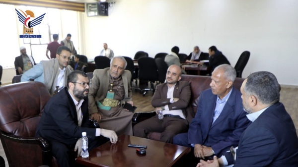مناقشة الإجراءات المتعلقة بمشروع المدينة الطبية وتخصيص أراض لمراكز علاجية تخصصية مناقشة الإجراءات المتعلقة بمشروع المدينة الطبية وتخصيص أراض لمراكز علاجية تخصصية